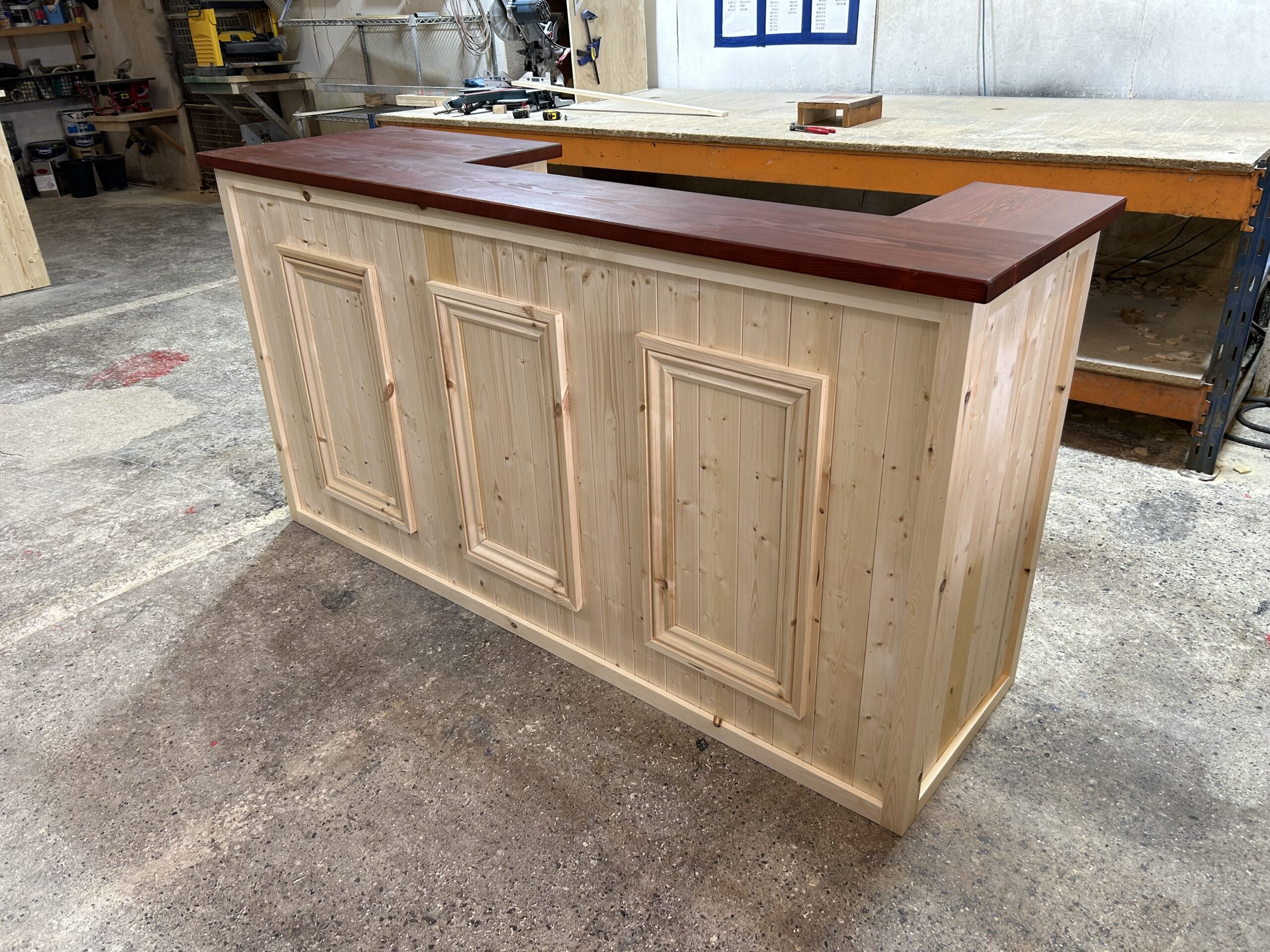 Mahogany Natural Old Fashioned home bar with customisable fridge compartment
