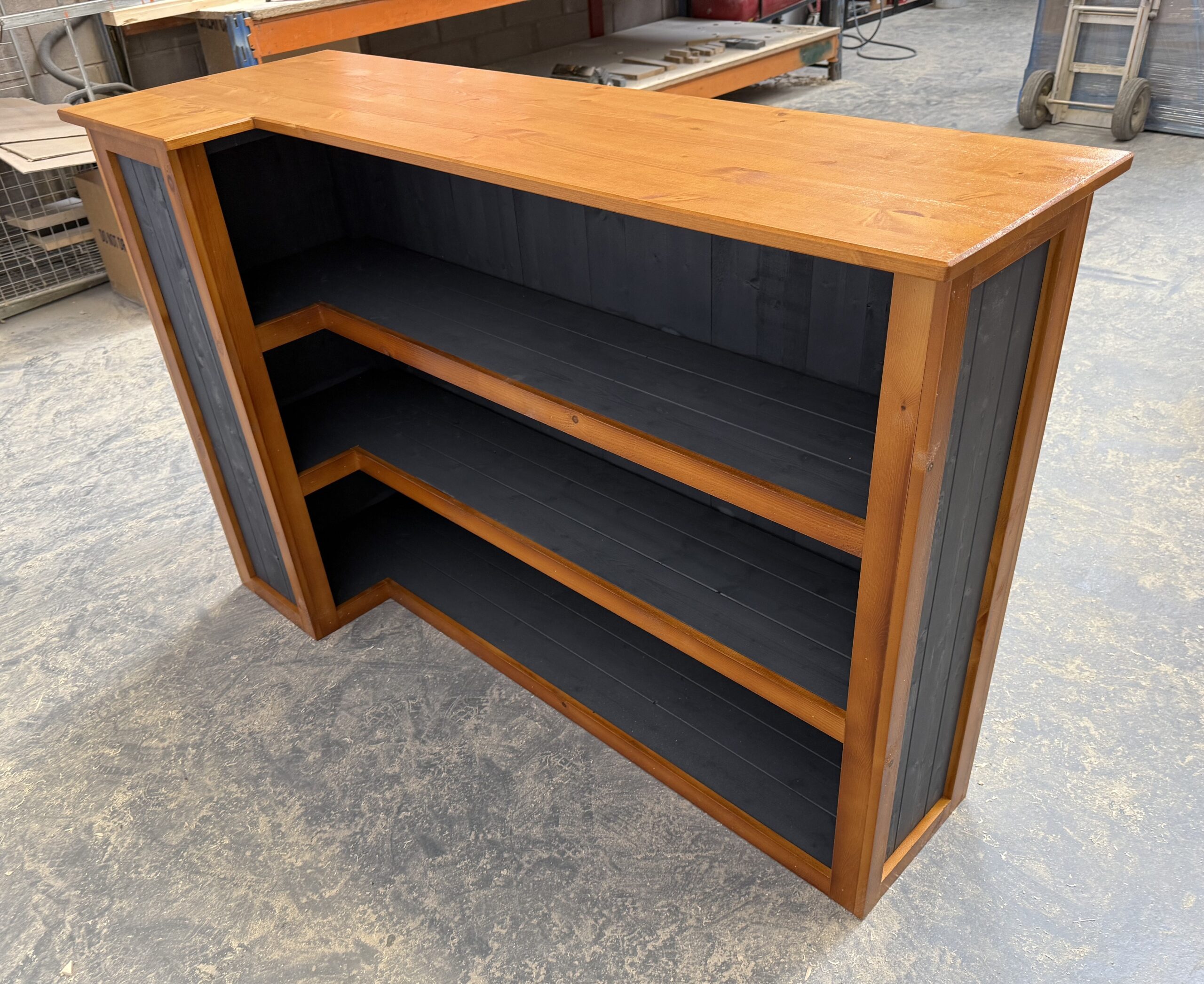 Satin Edge Grey Margarita home bar with configurable return and shelving